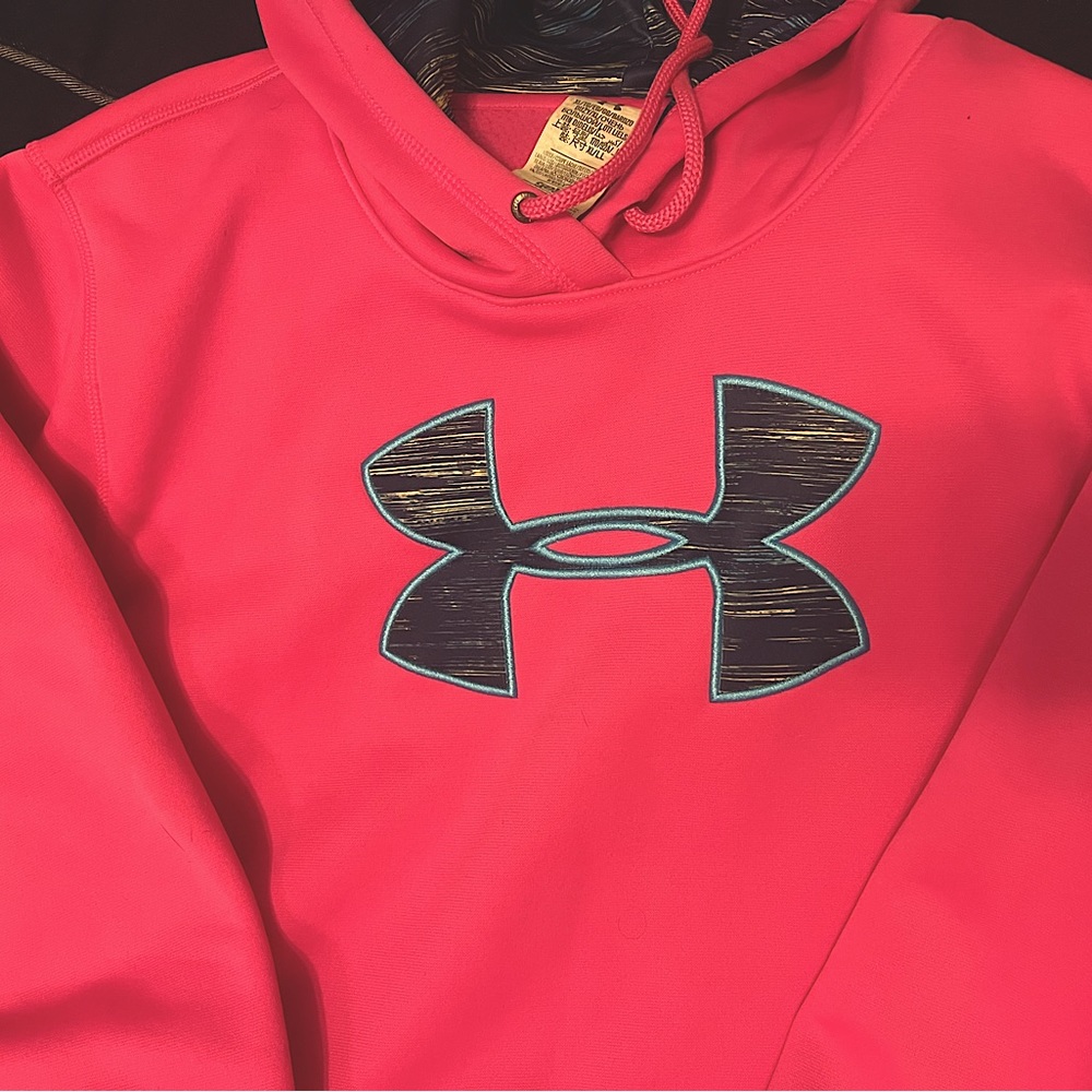 Under armor sweatshirt
